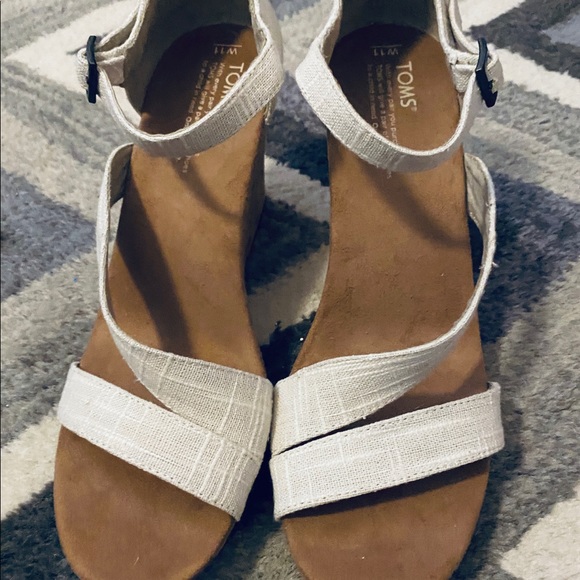 TOMS Cream Wedge Cork Sandals 11M Preowned - Picture 2 of 5